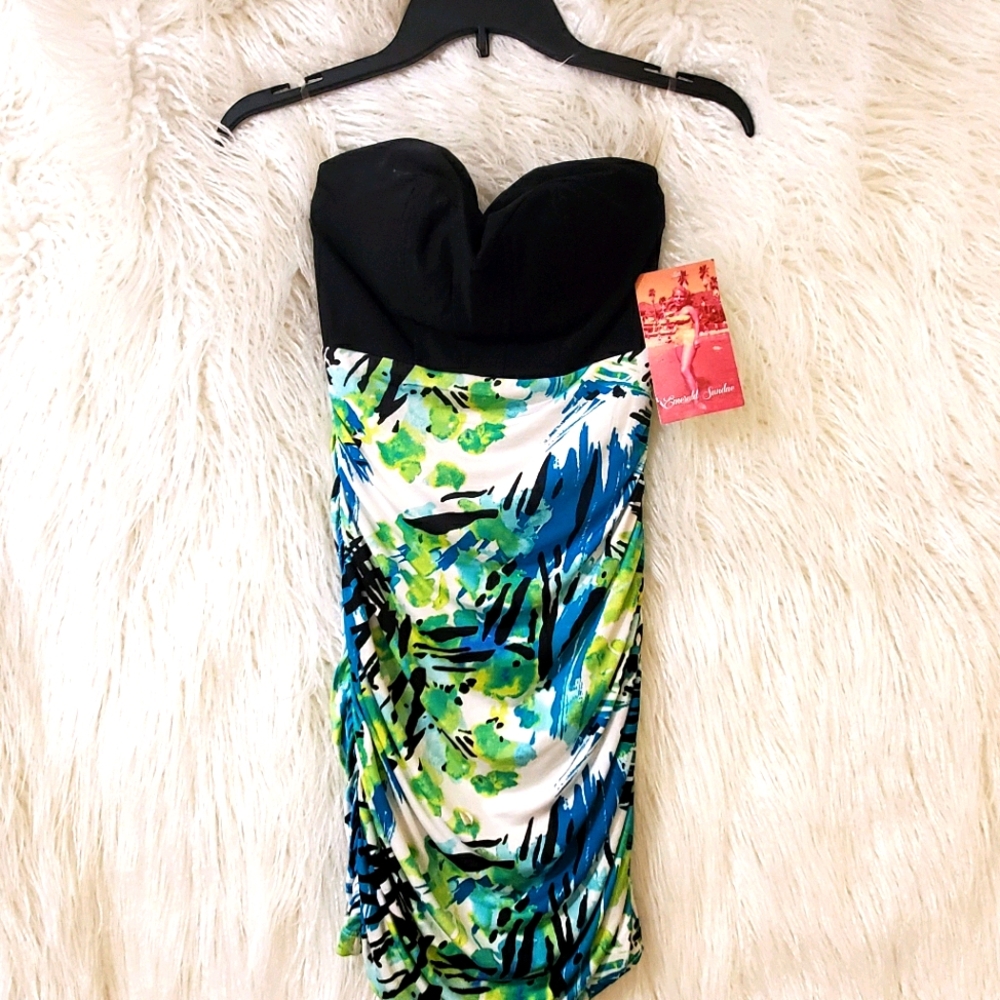 Strapless dress